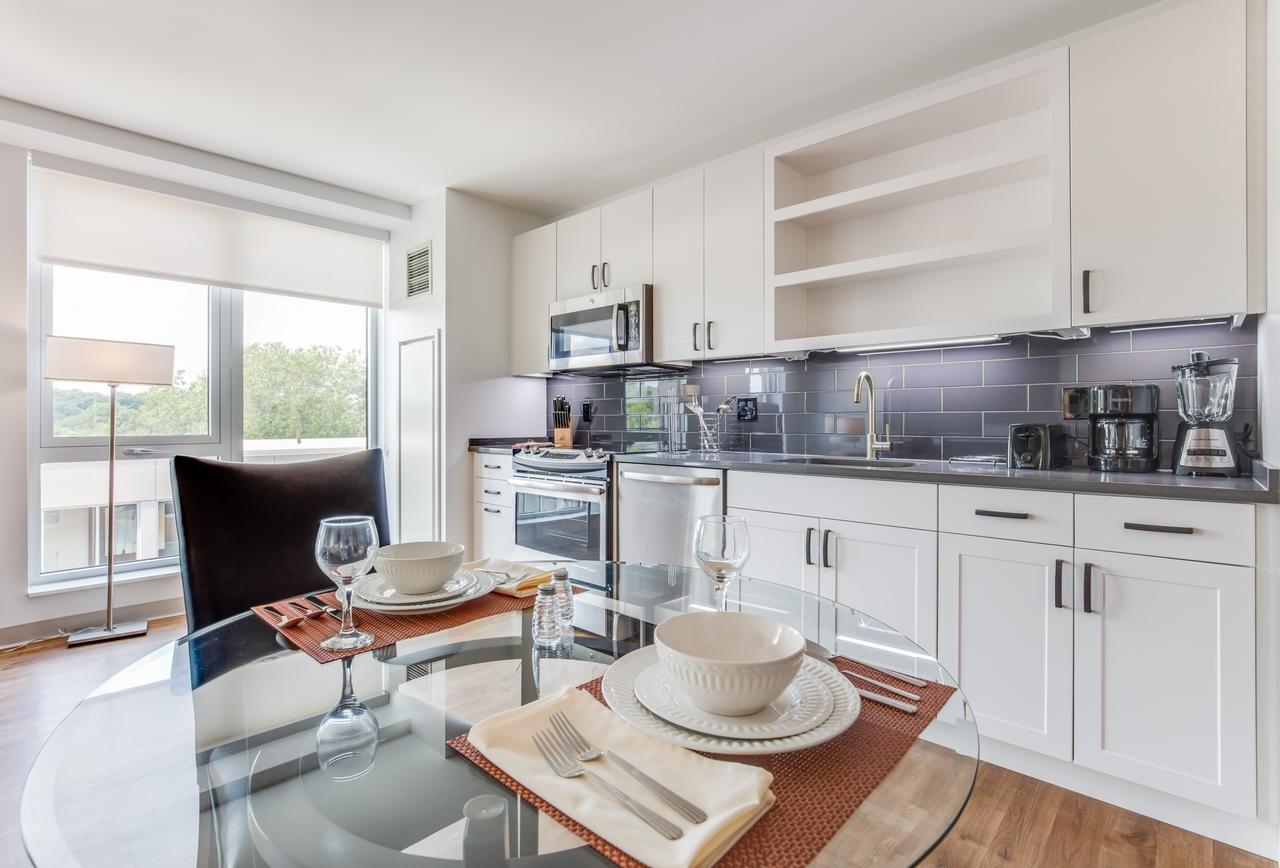 Global Luxury Suites Longwood Medical Бруклін Номер фото